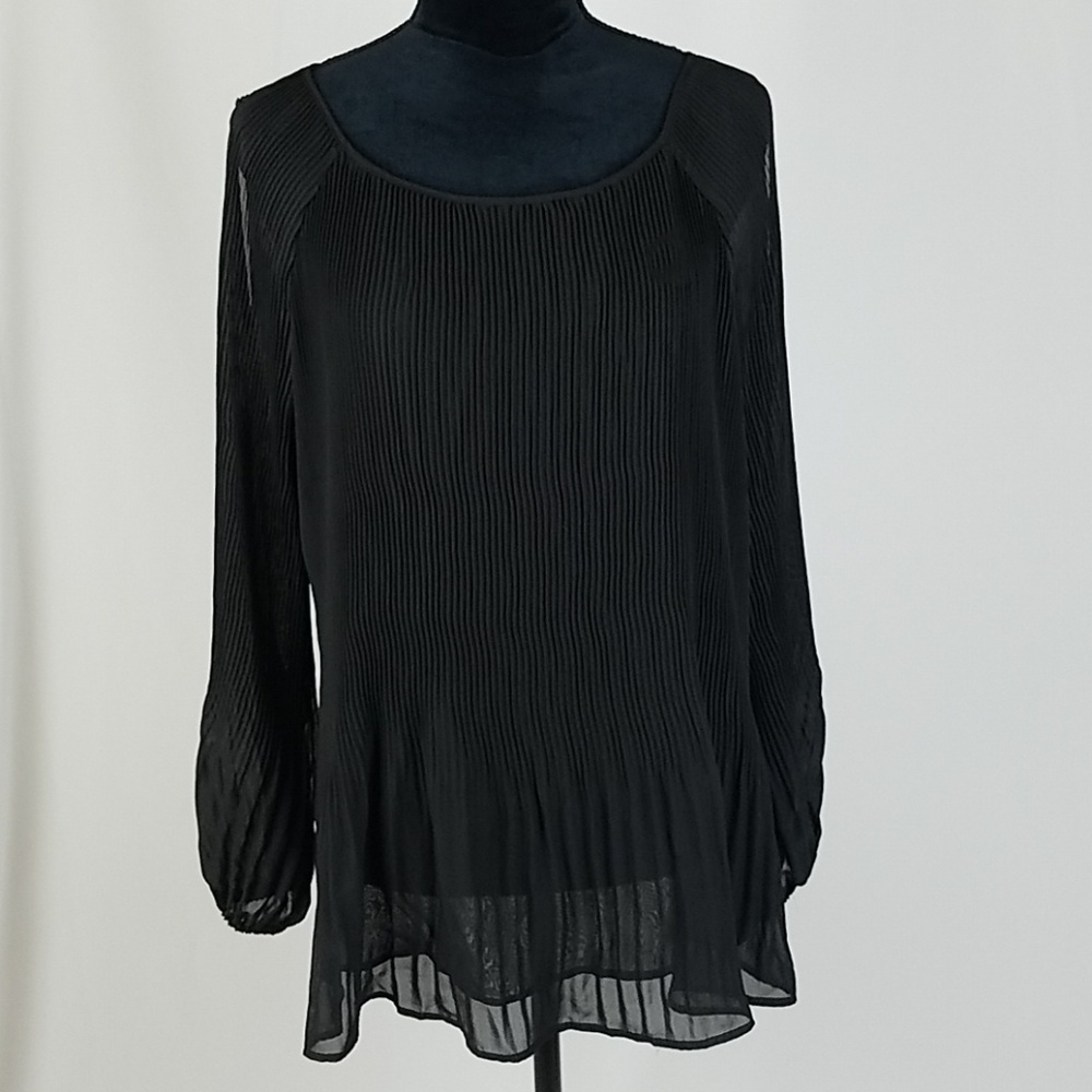 Susan Graver women 12 black allover pleats bateau neck woven whimsygoth‎ top